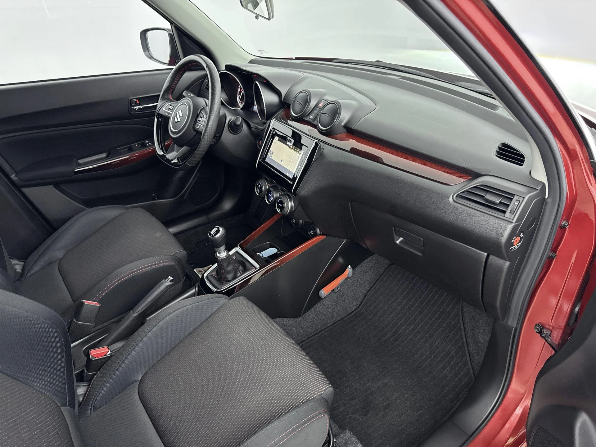 Suzuki-Swift-image-11