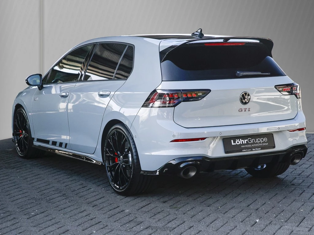 Volkswagen Golf GTI Clubsport 2.0 TSI DSG Akrapovic, 270km/h, IQ.Light, Pano., 360°Kam., ACC, 19"Alu.,