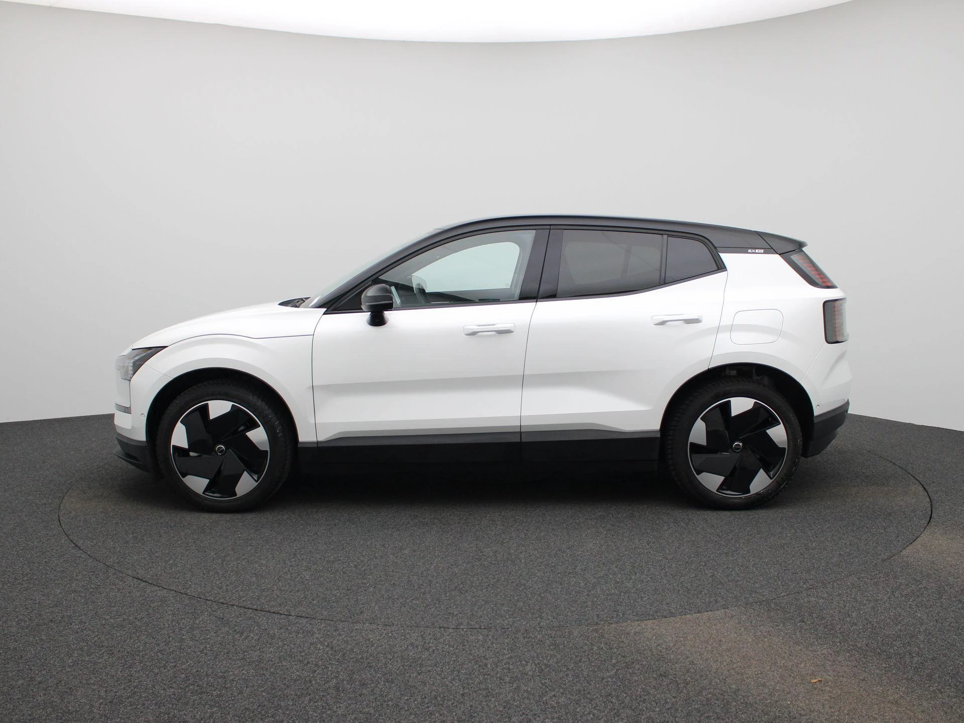 Volvo-EX30-image-3