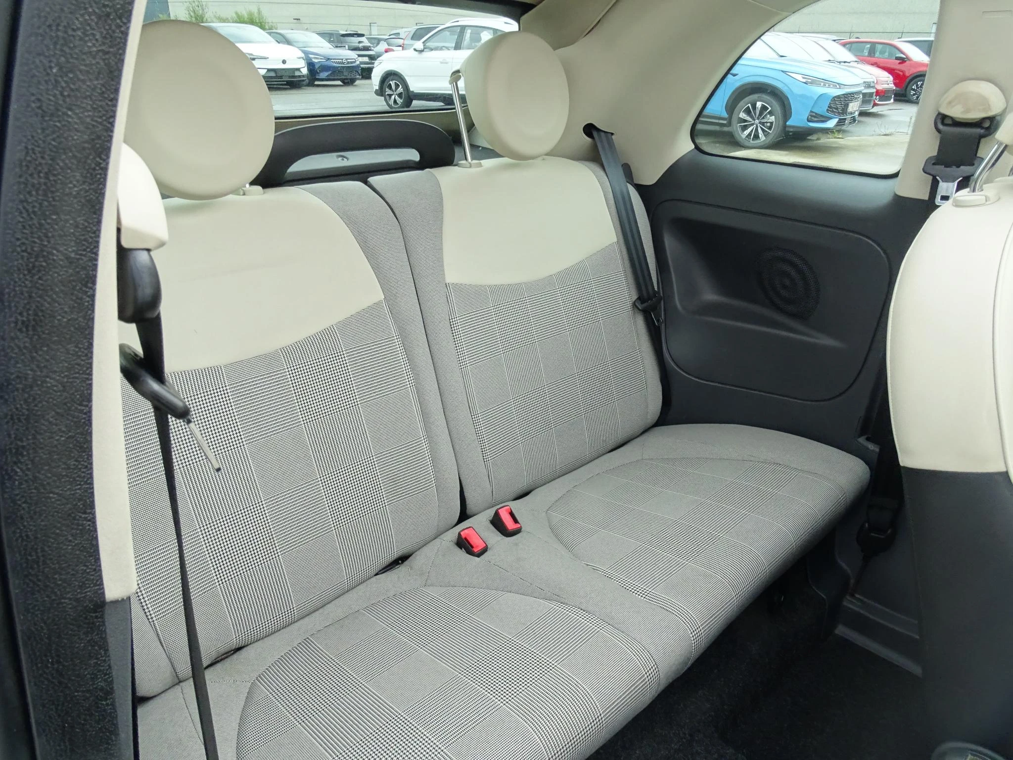 Fiat-500C-image-14