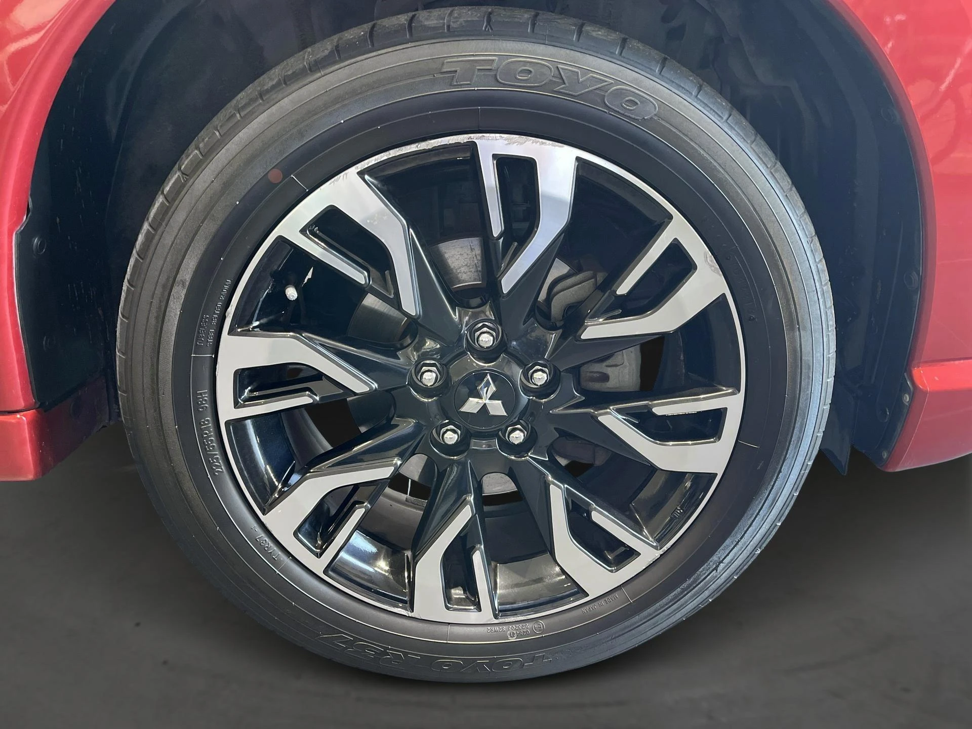 Mitsubishi-Outlander-image-5