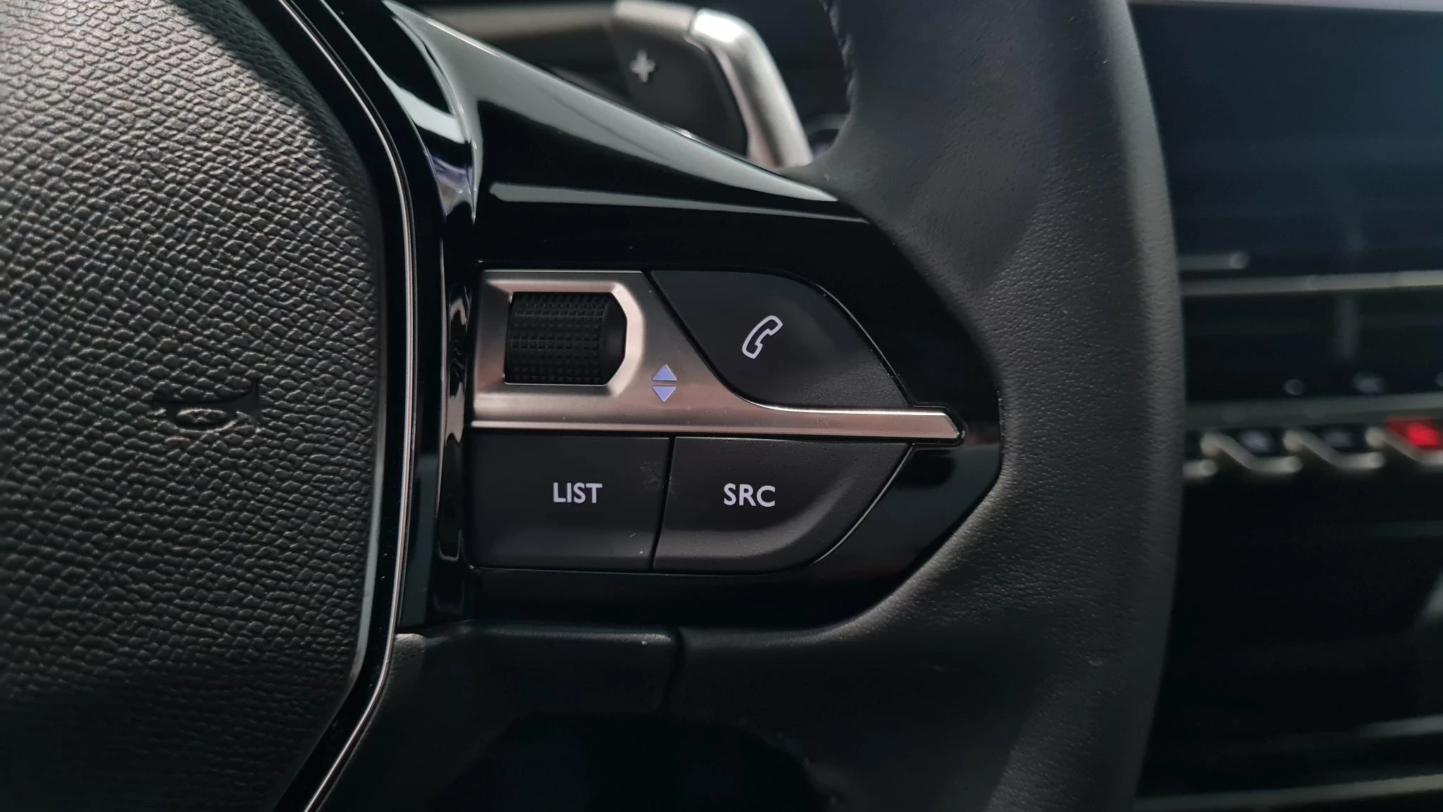 Peugeot-2008-image-17