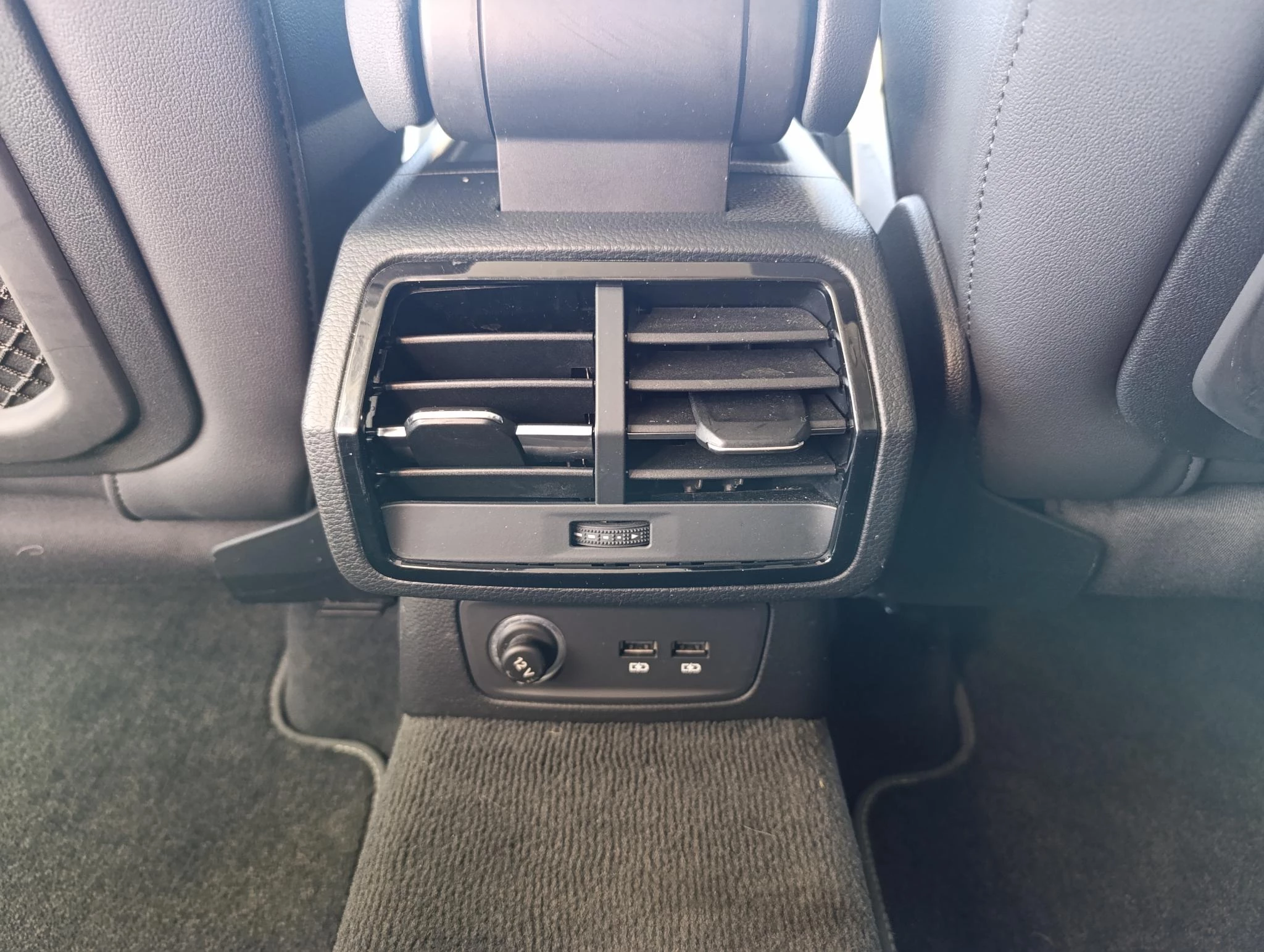 Audi-Q3-image-13