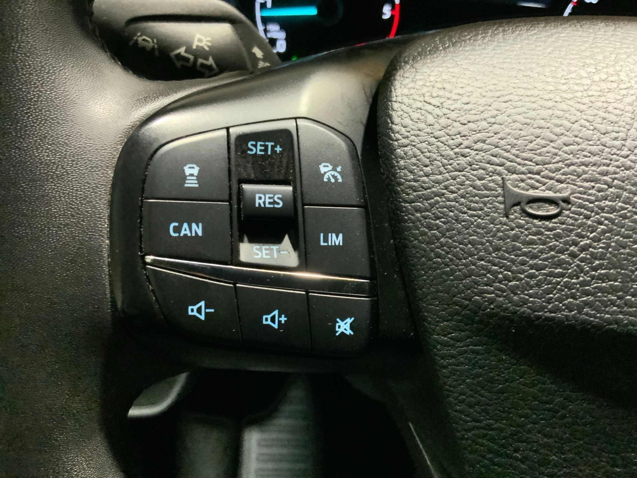 Ford-Transit Custom-image-19