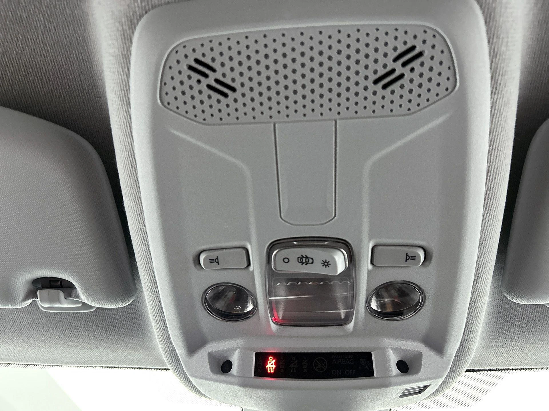 Peugeot-208-image-8