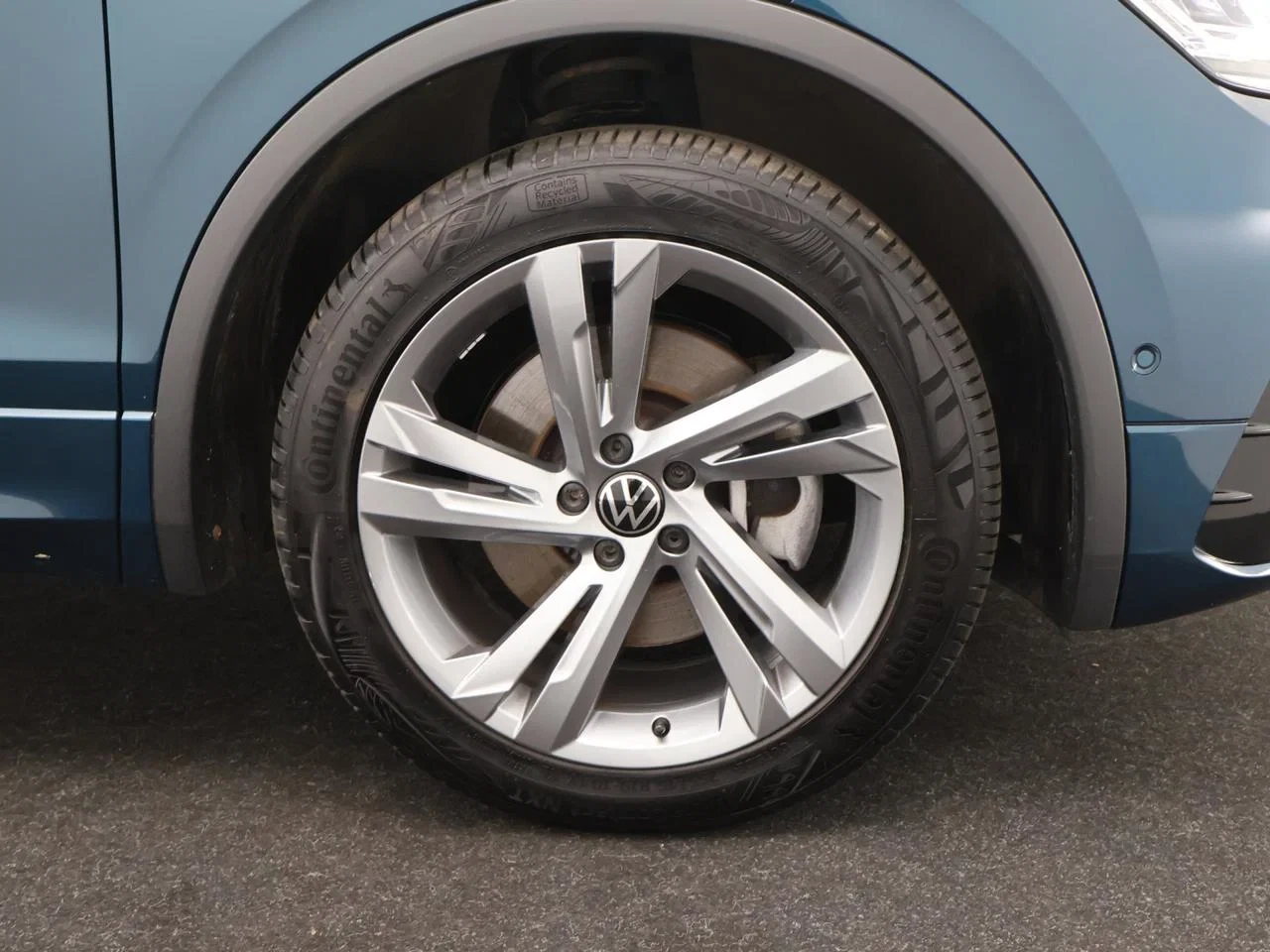Volkswagen Tiguan eHybrid (PHEV) Tiguan eHybrid 1.4 TSI 150pk R-Line AUTOMAAT*NAVI*PANO*ADAPTIVE*TREKHAAK