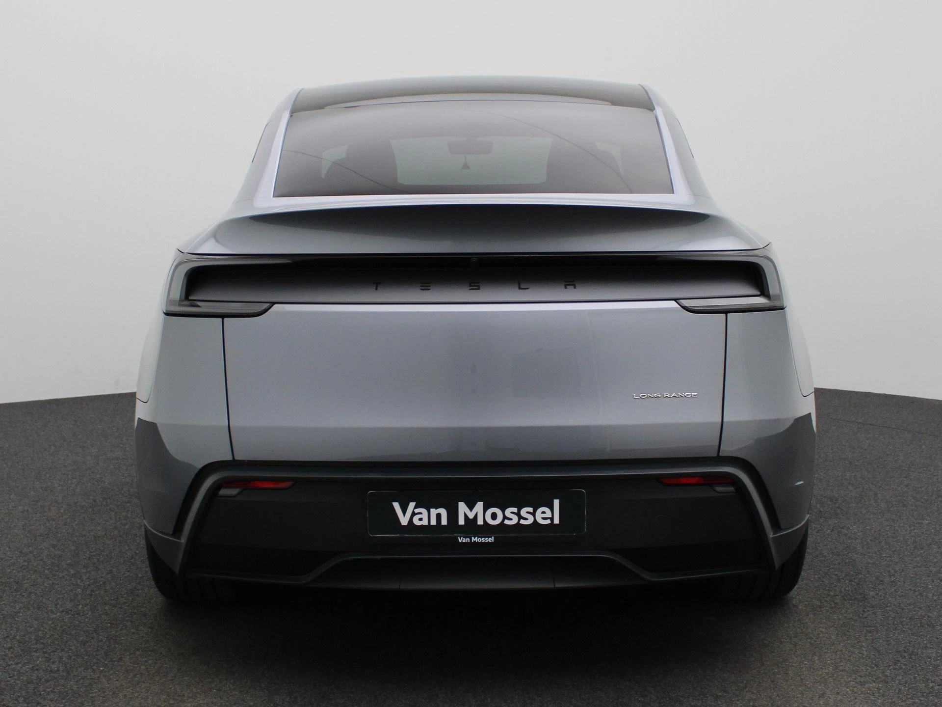 Tesla-Model Y-image-4