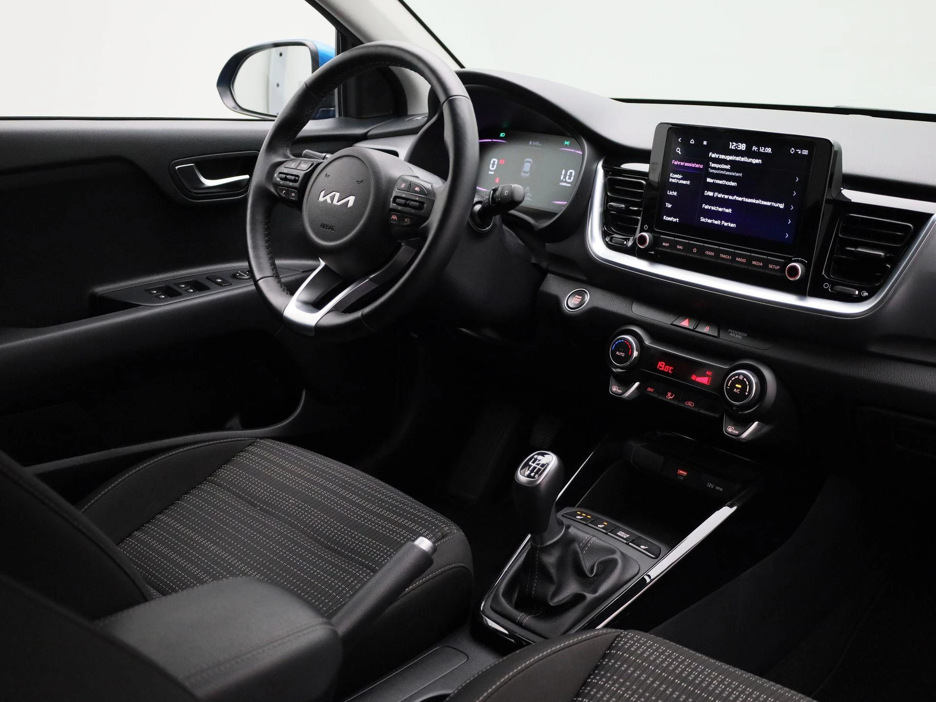 Kia-Stonic-image-37