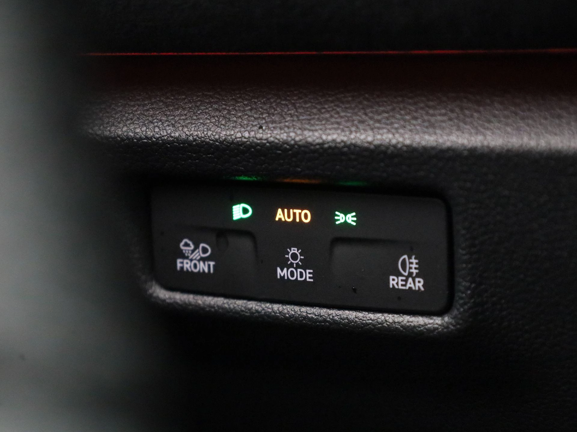 Volkswagen Tayron 1.5 eHybrid R-Line Edition 204 PK|
