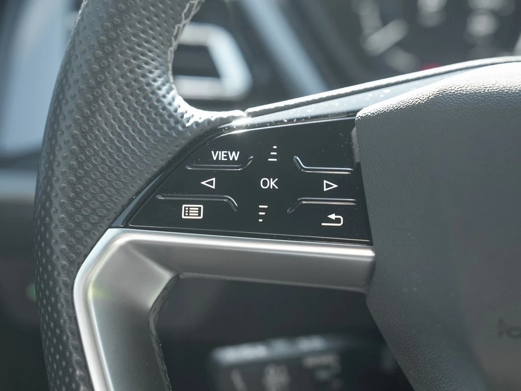 Audi Q4 Sportback e-tron 35 advanced S line Navi LED