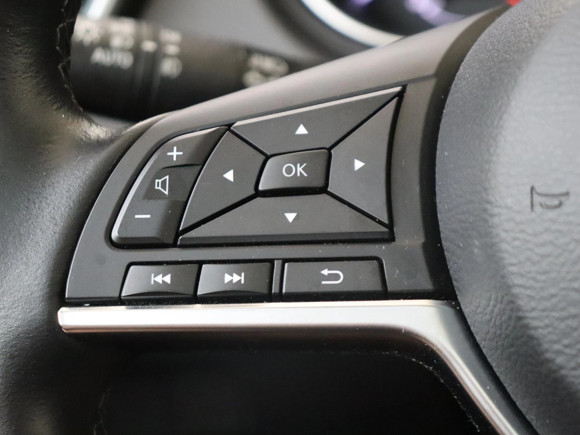 Nissan QASHQAI 1.3 DIG-T Premium Edition