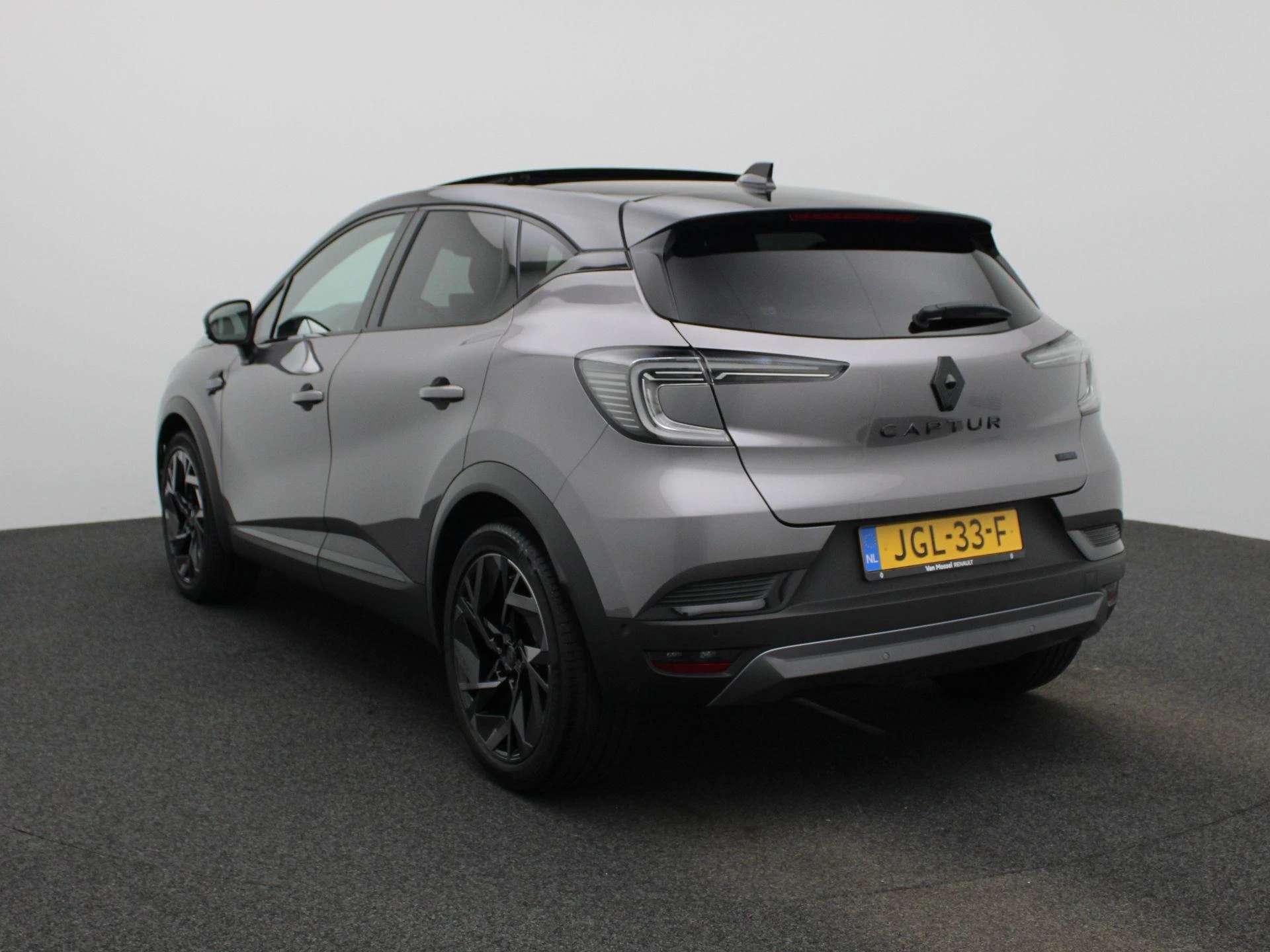 Renault-Captur-image-1
