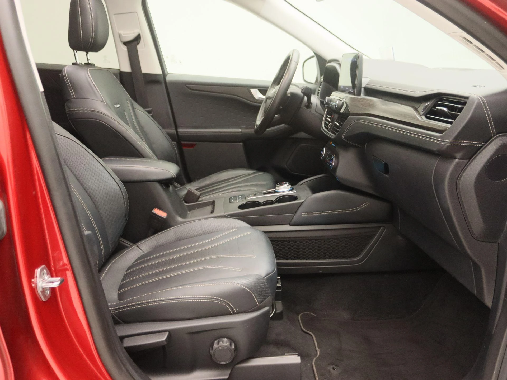 Ford-Kuga-image-25