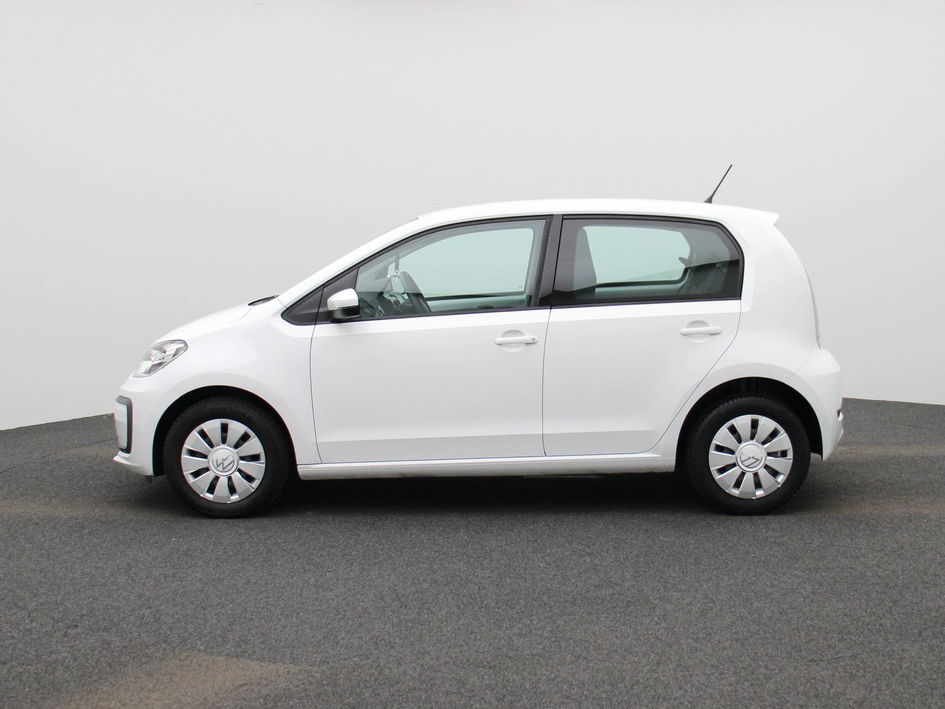 Volkswagen-up!-image-3