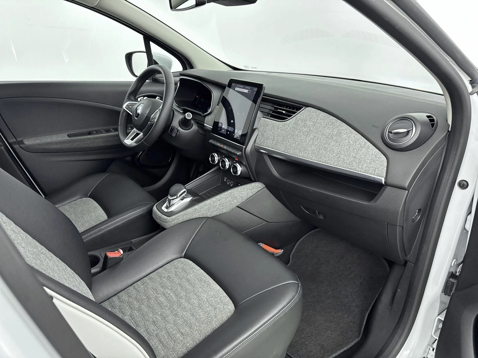 Renault-ZOE-image-16