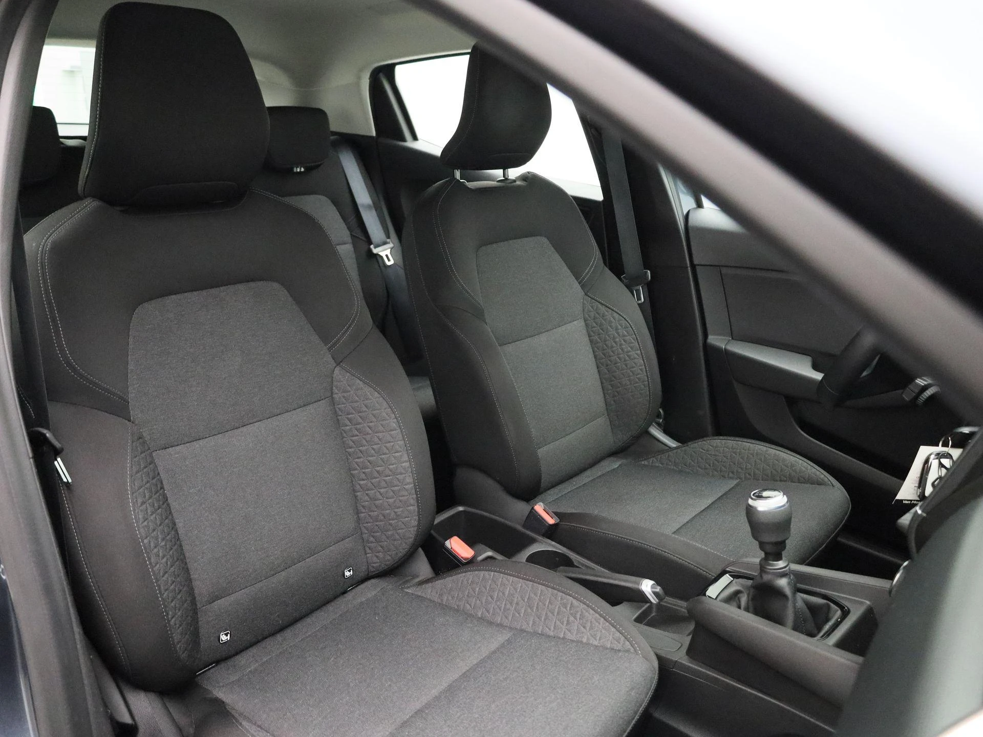 Renault-Clio-image-30