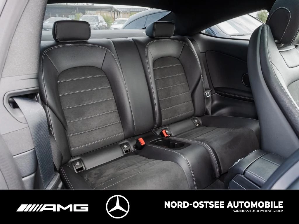 Mercedes-Benz C-Klasse 300 Coupé AMG NIGHT KAMERA NAVI PANO MULTIBEAM AMG Line