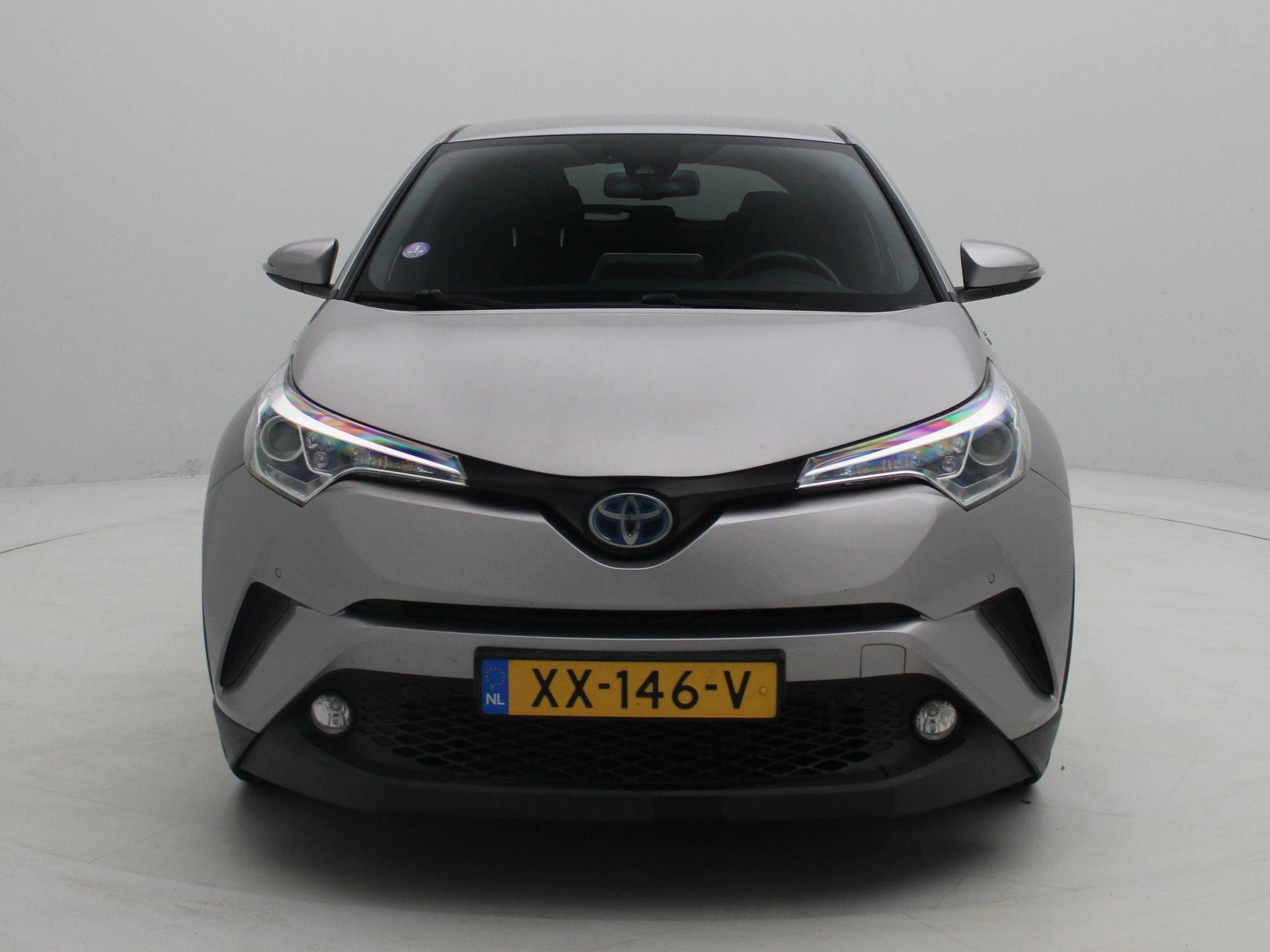 Toyota-C-HR-image-2