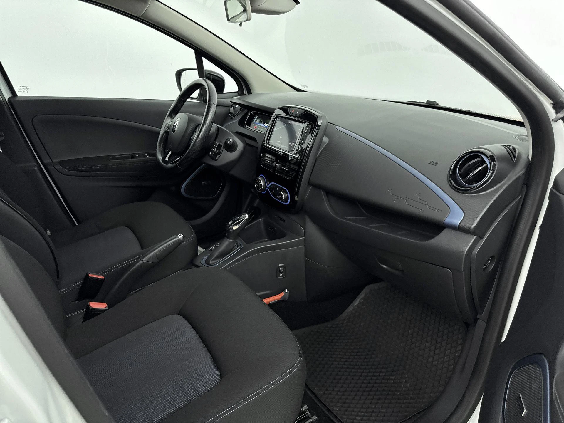 Renault-ZOE-image-15