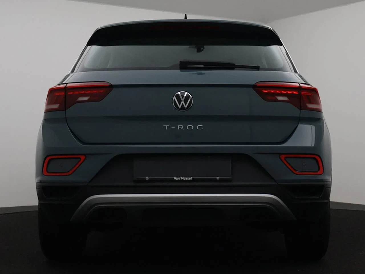Volkswagen-T-Roc-image-10