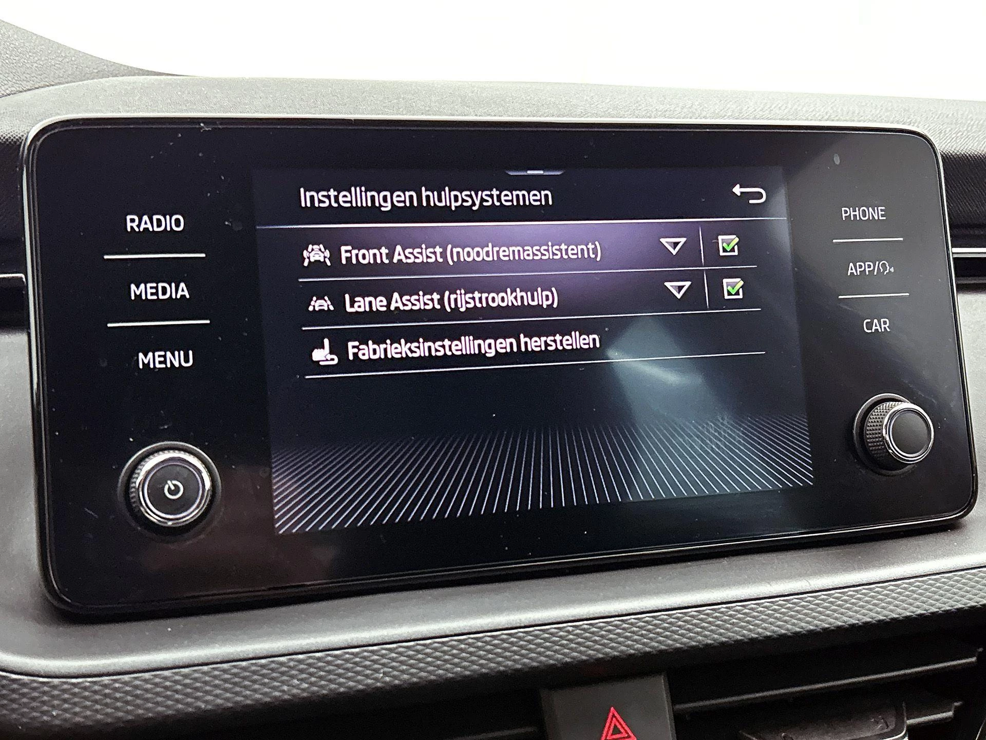 Škoda-Scala-image-10