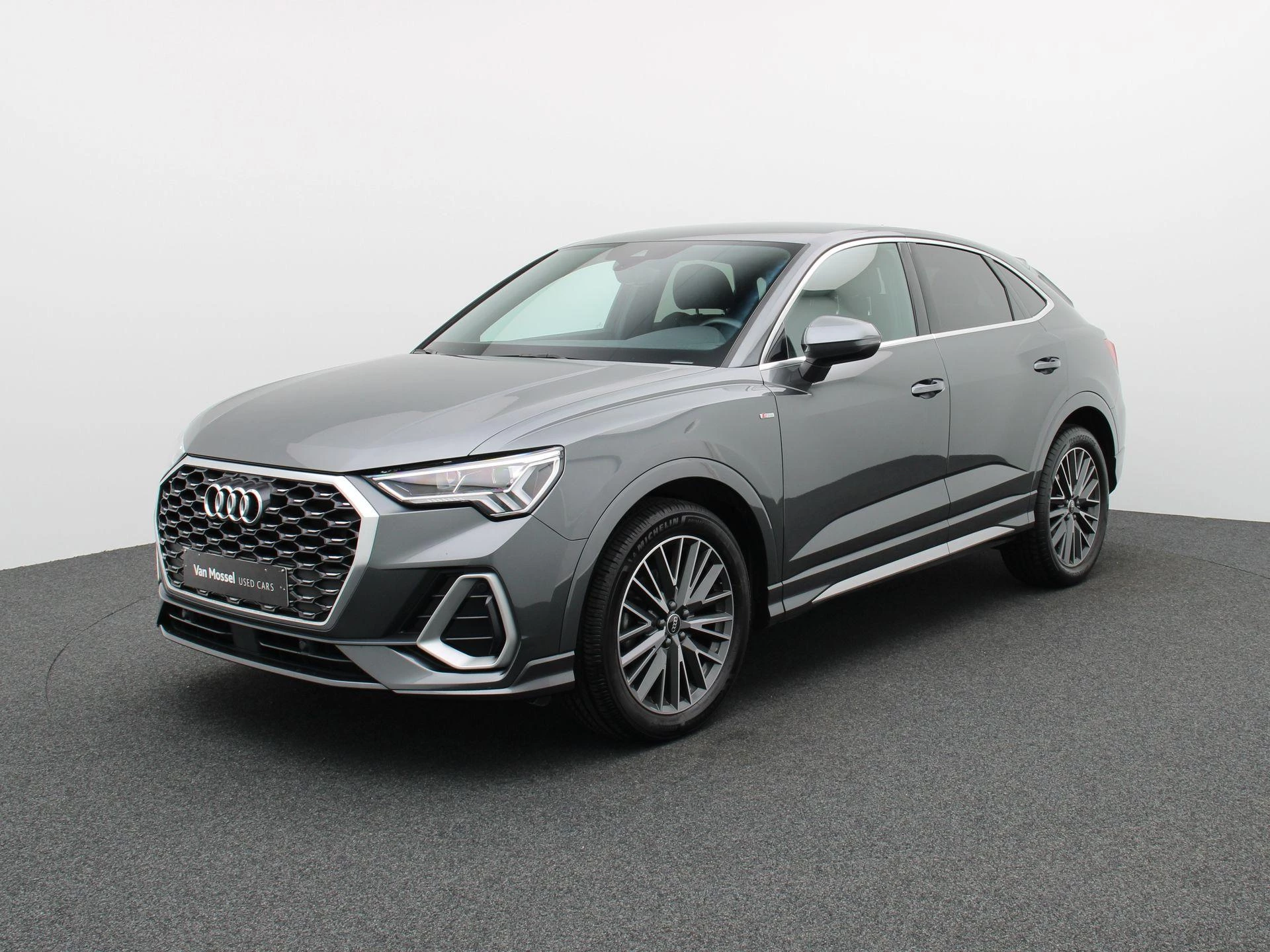 Audi-Q3-image-0