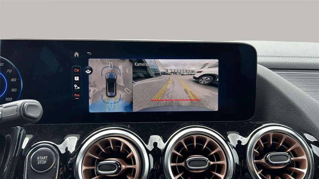 Mercedes-Benz-EQA-image-15
