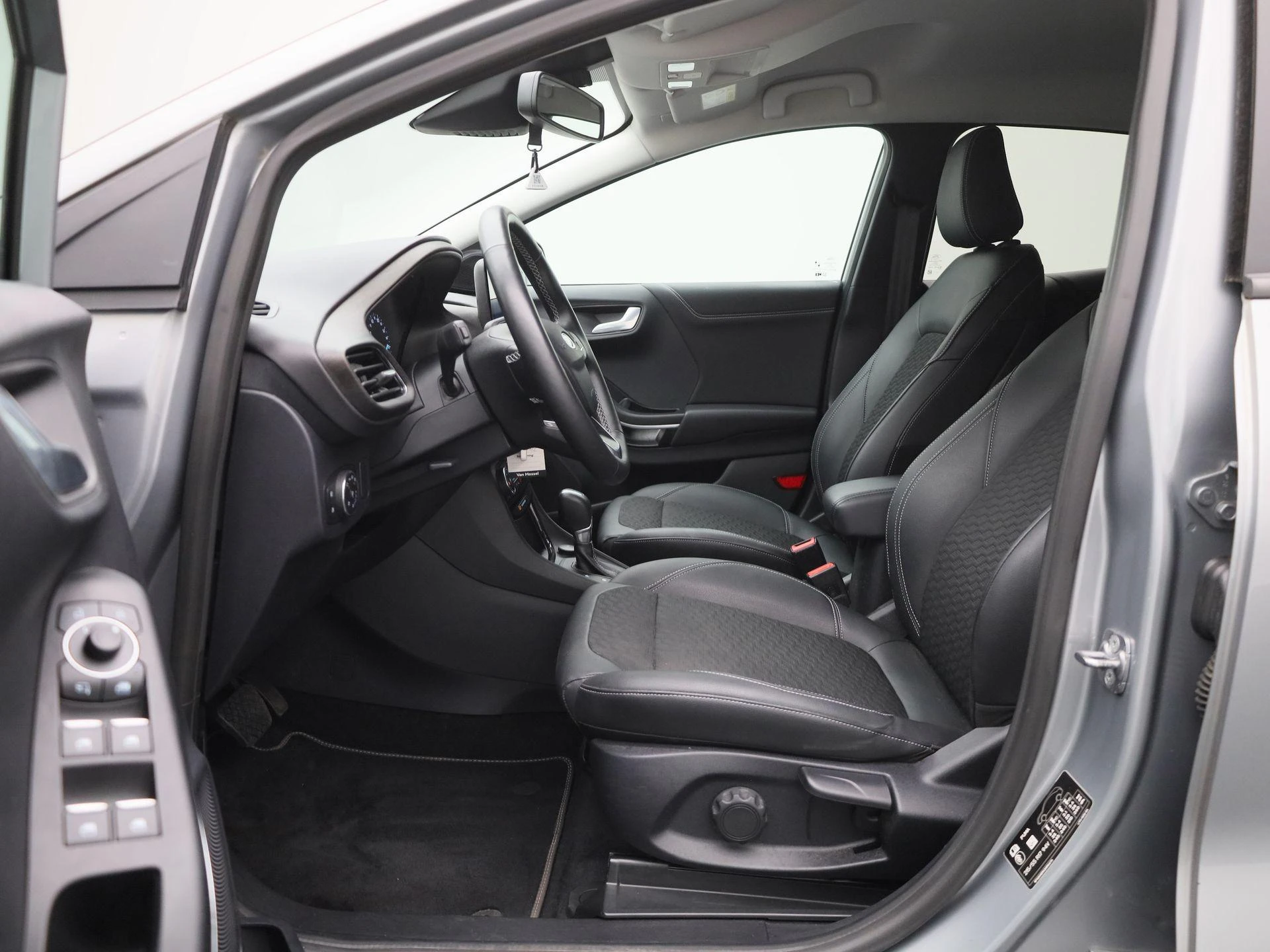 Ford-Puma-image-10