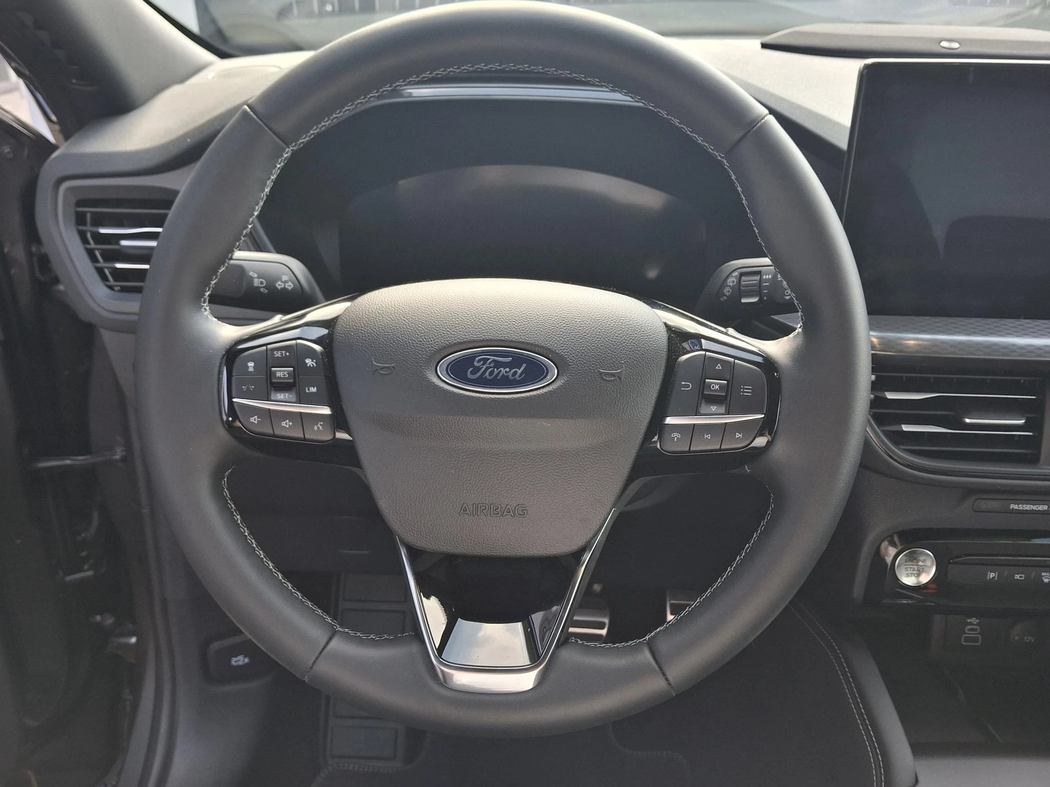 Ford-Kuga-image-15