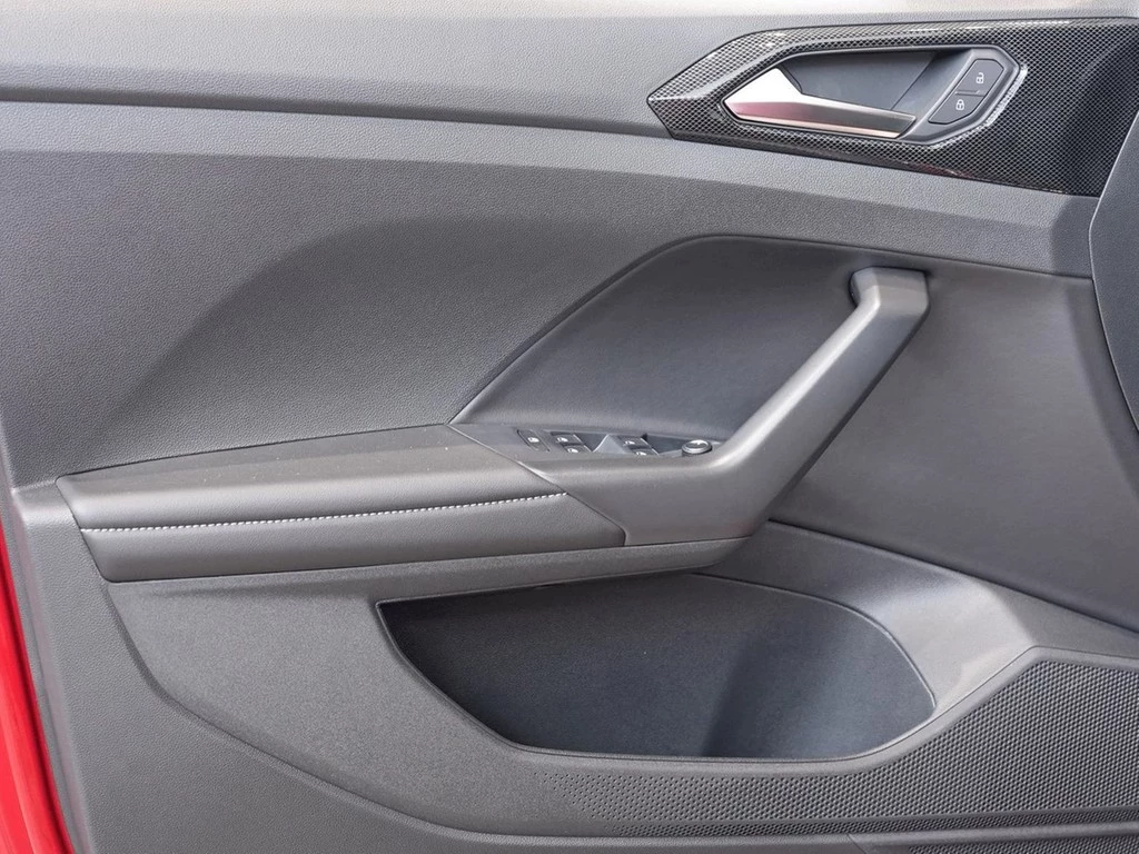 Volkswagen-T-Cross-image-15