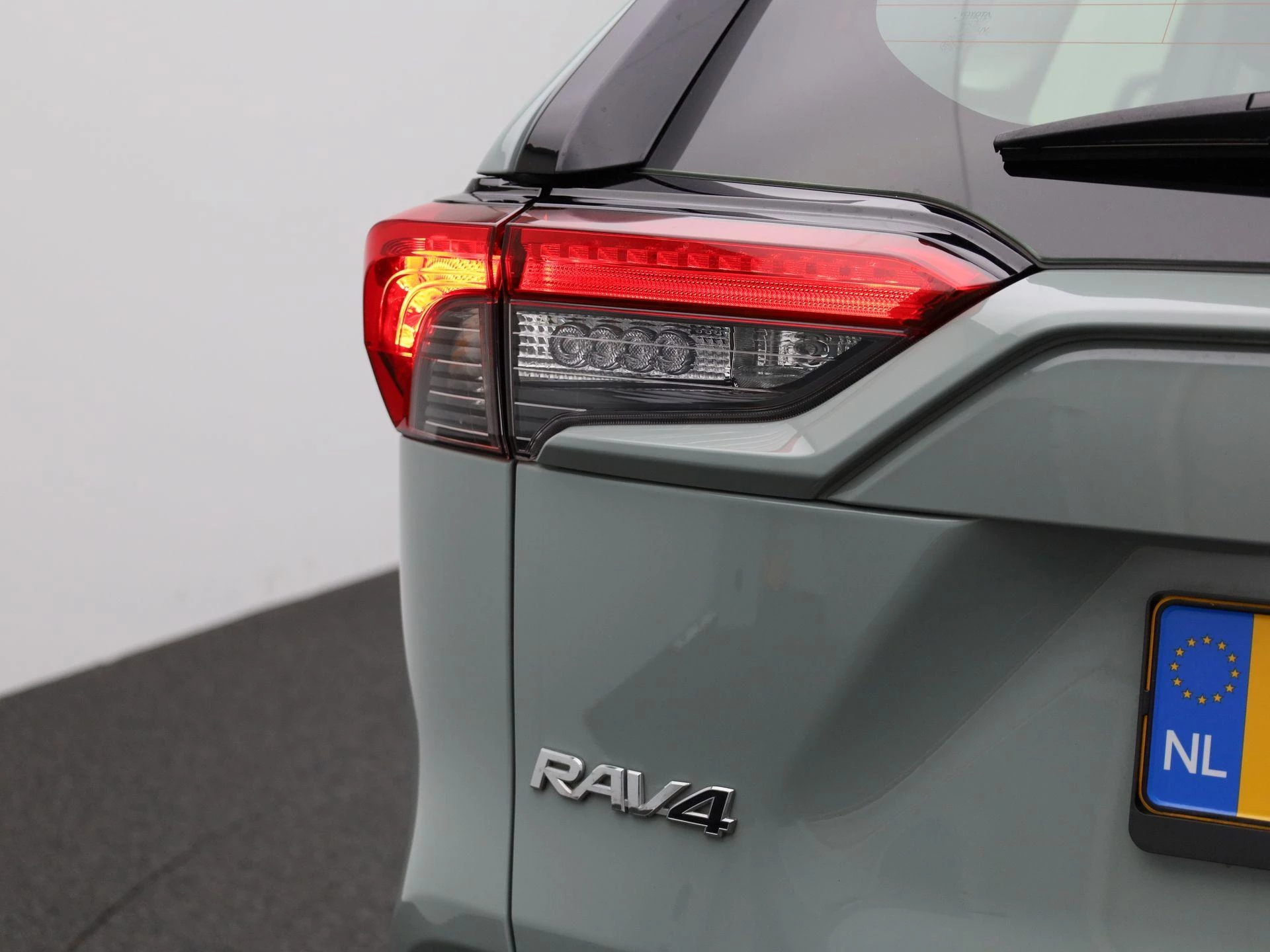 Toyota-RAV4-image-33
