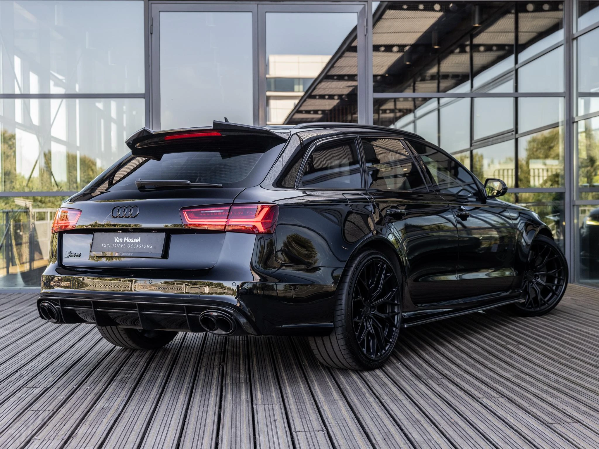 Audi-RS6-image-1