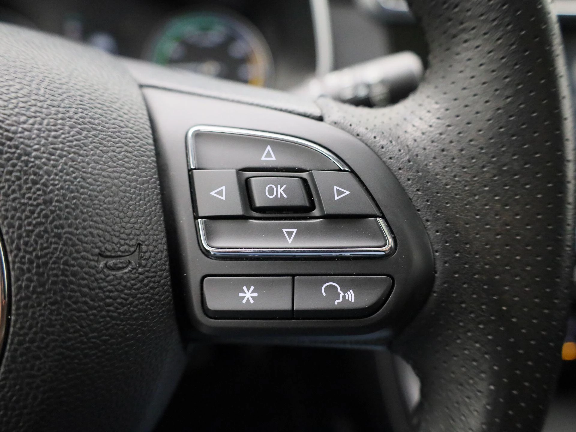 MG-ZS EV-image-16
