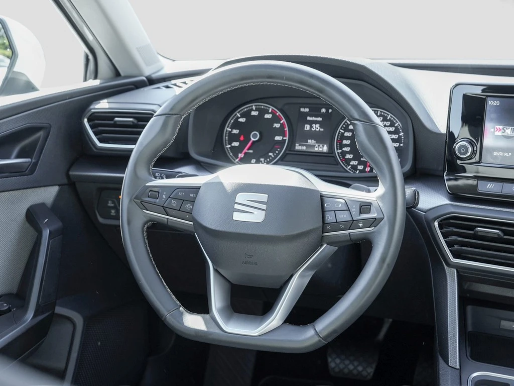 SEAT-Leon-image-12