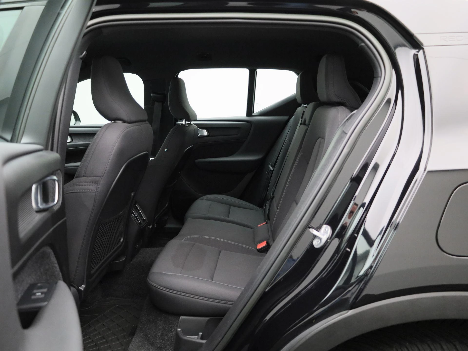 Volvo-XC40-image-9