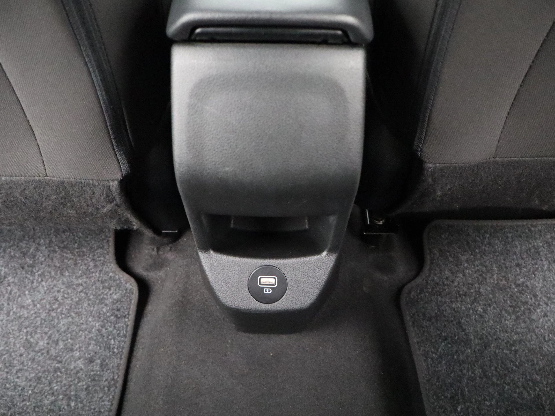 Hyundai-Bayon-image-30
