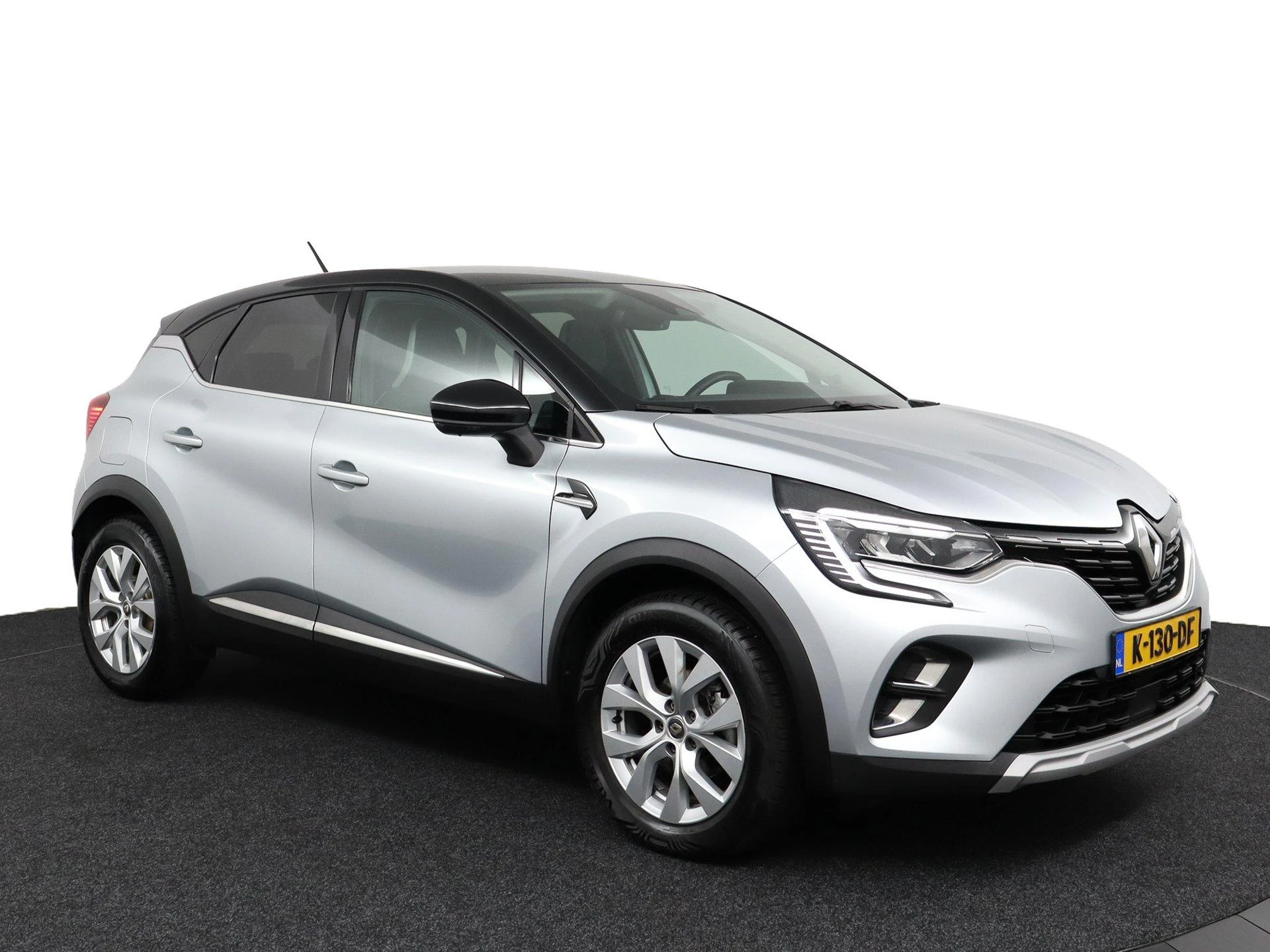 Renault-Captur-image-5