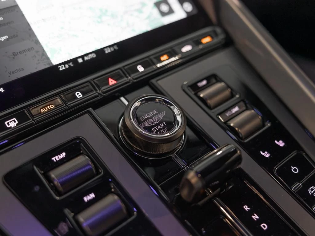 Aston Martin DB12 Coupe Aston Martin Hamburg