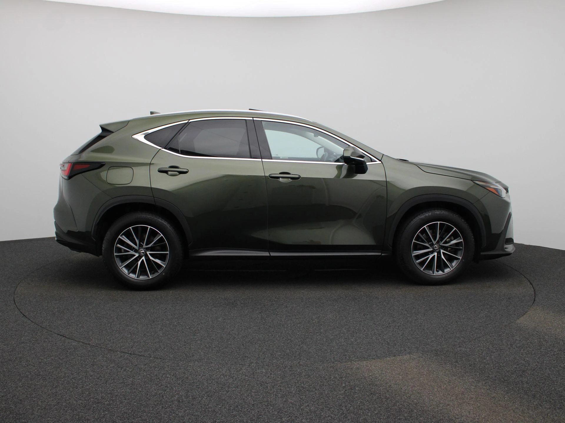 Lexus-NX-image-5