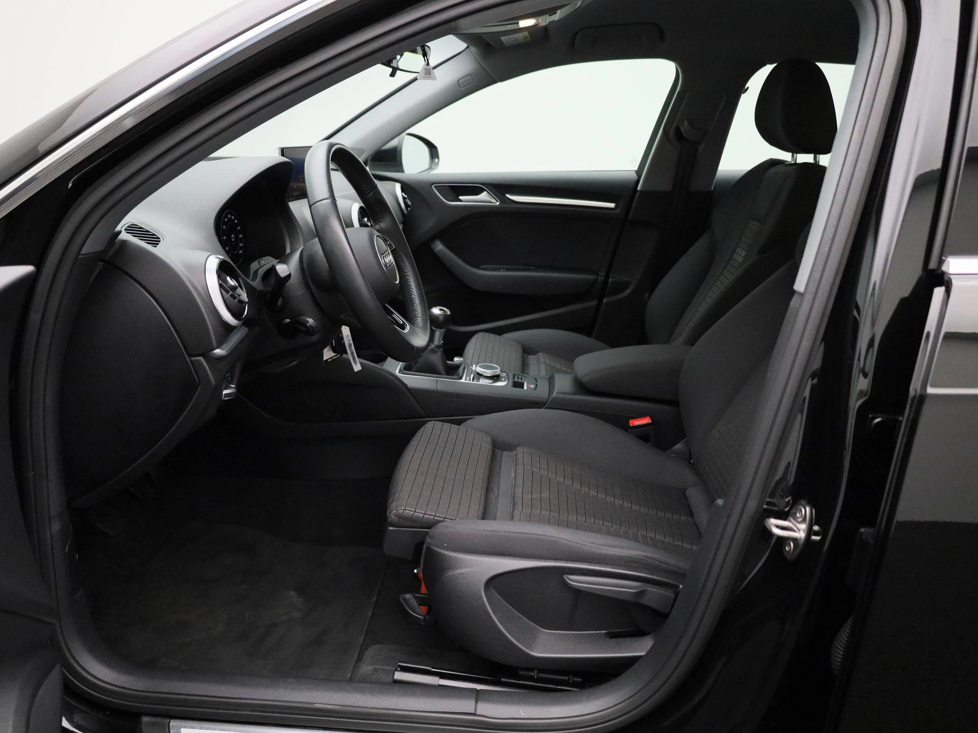 Audi-A3-image-8