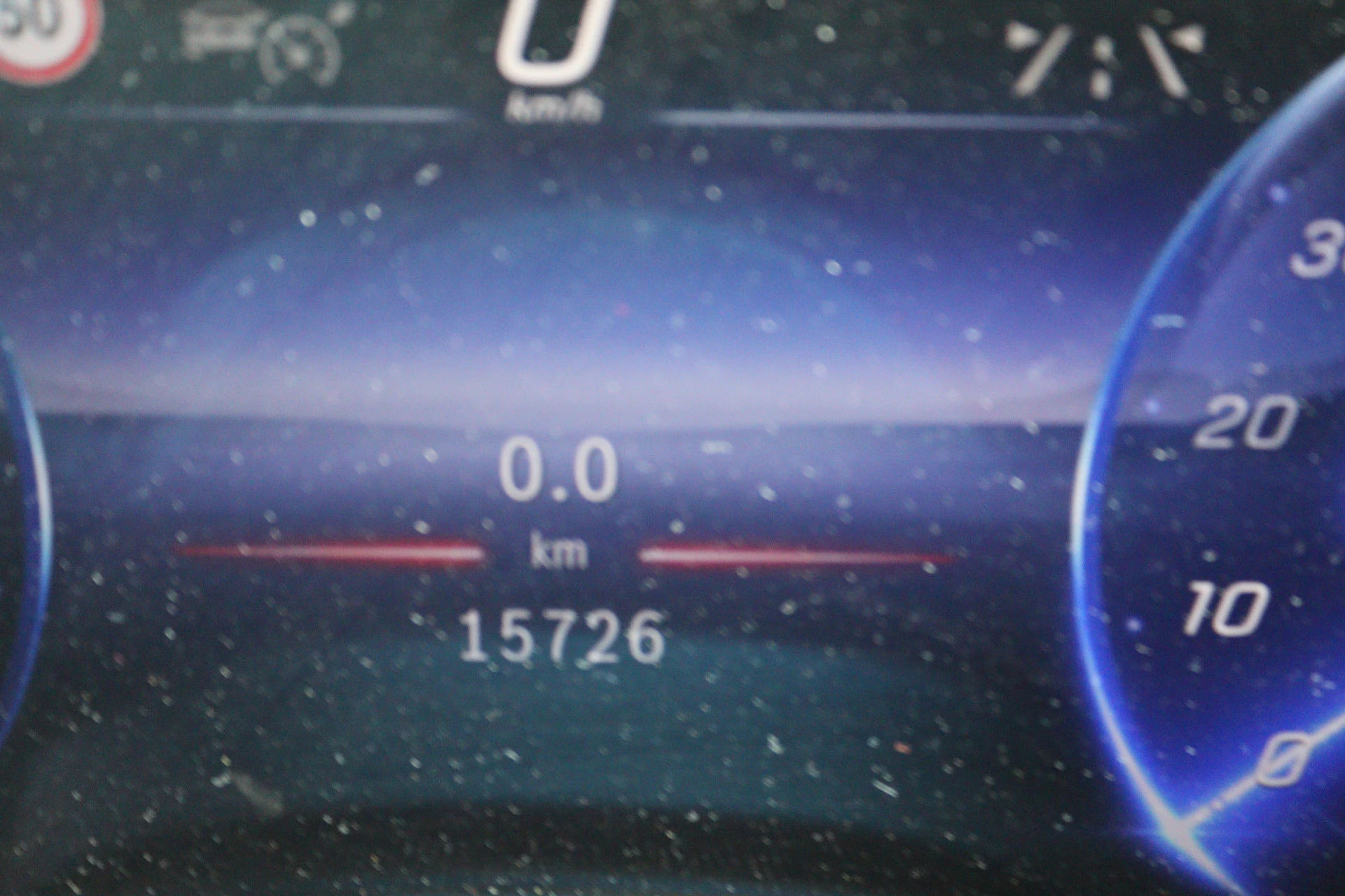 Mercedes-Benz-EQV-image-8