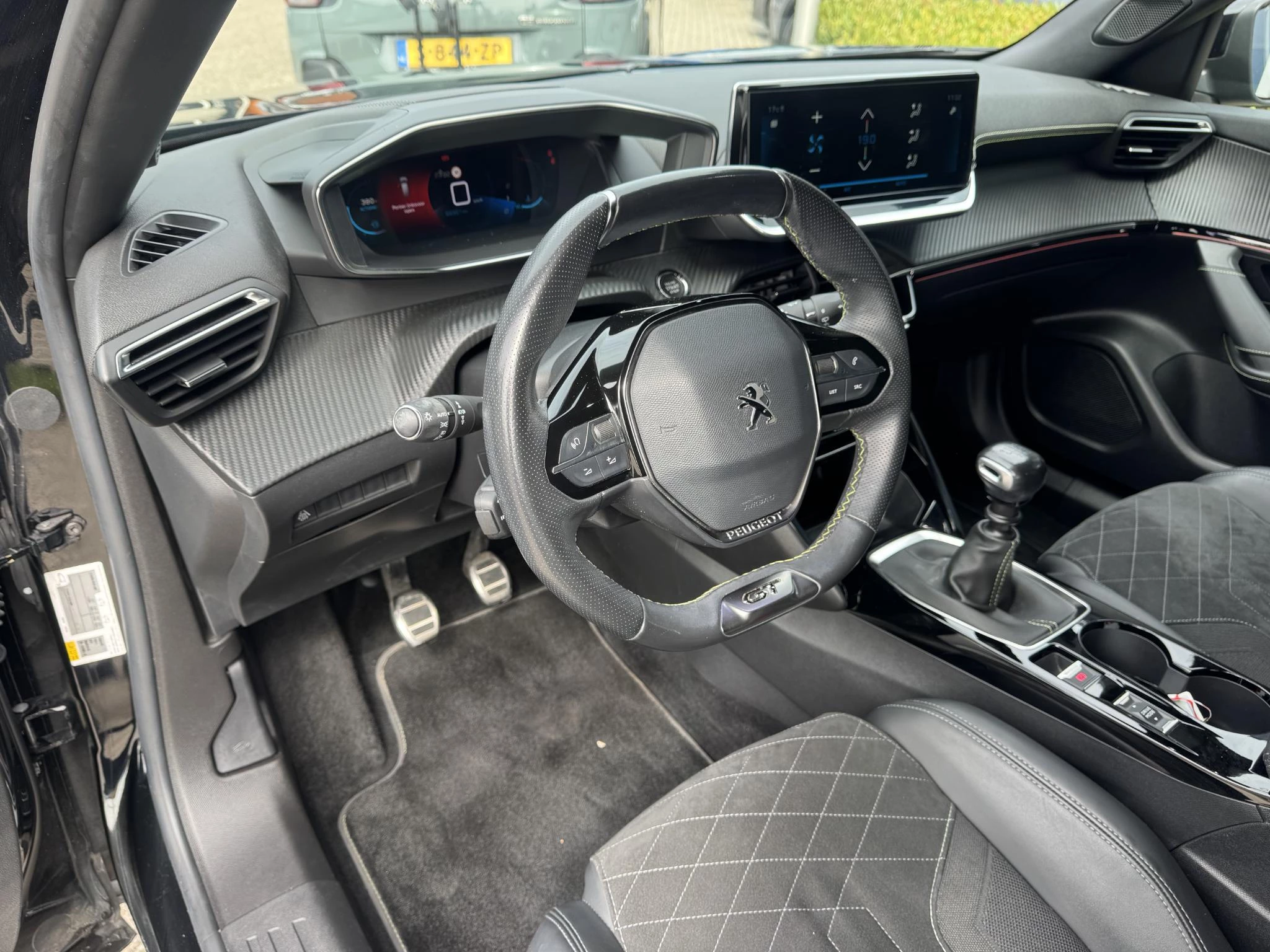 Peugeot 2008 PureTech 130 GT Pack