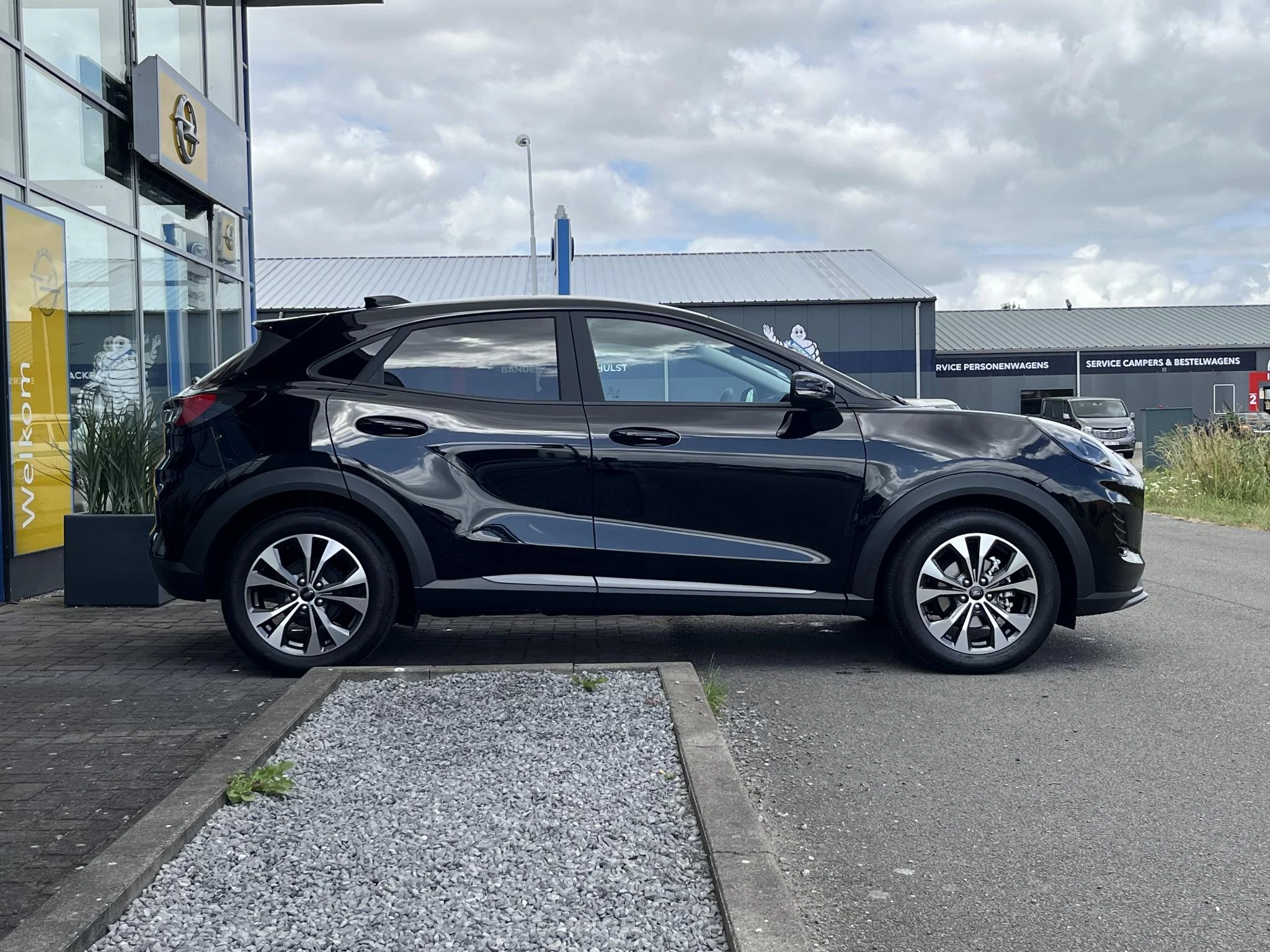 Ford Puma 1.0 EcoBoost Hybrid Titanium