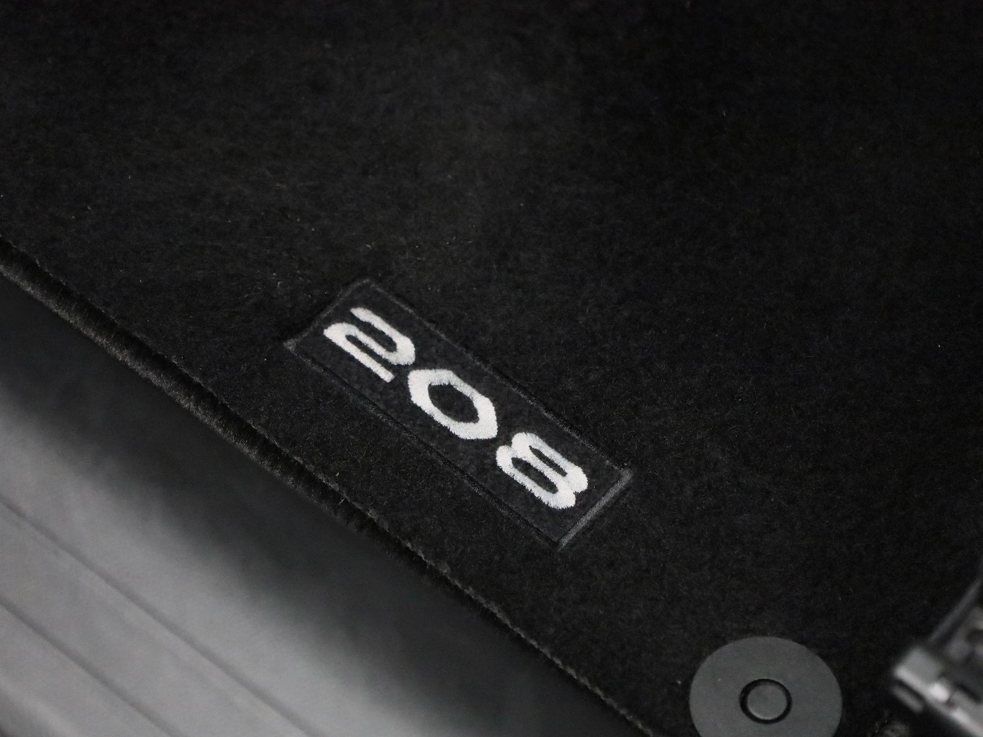 Peugeot-208-image-26