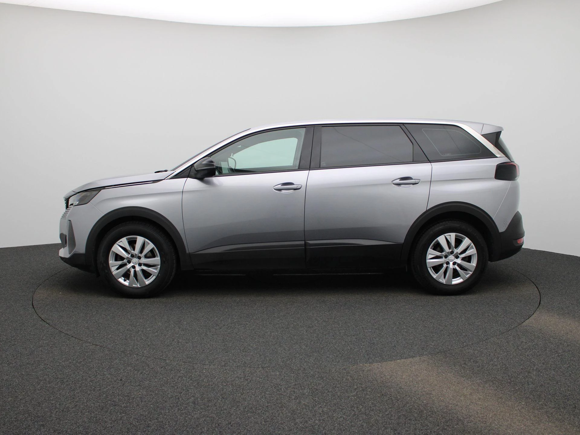 Peugeot-5008-image-3