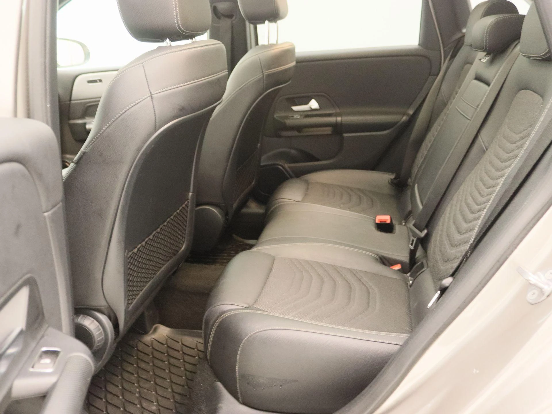 Mercedes-Benz B-Klasse 180 Business Solution Plus