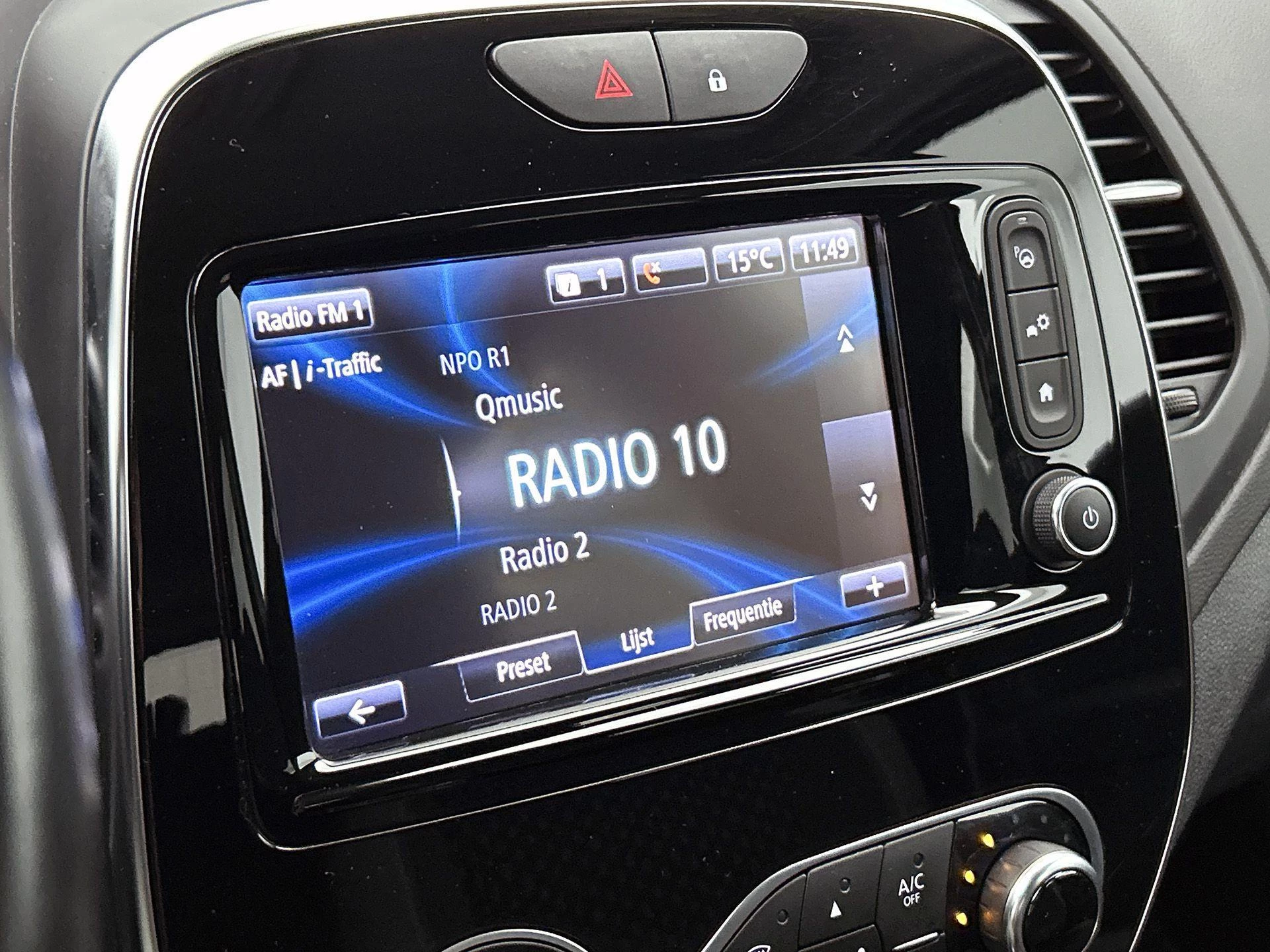 Renault-Captur-image-18