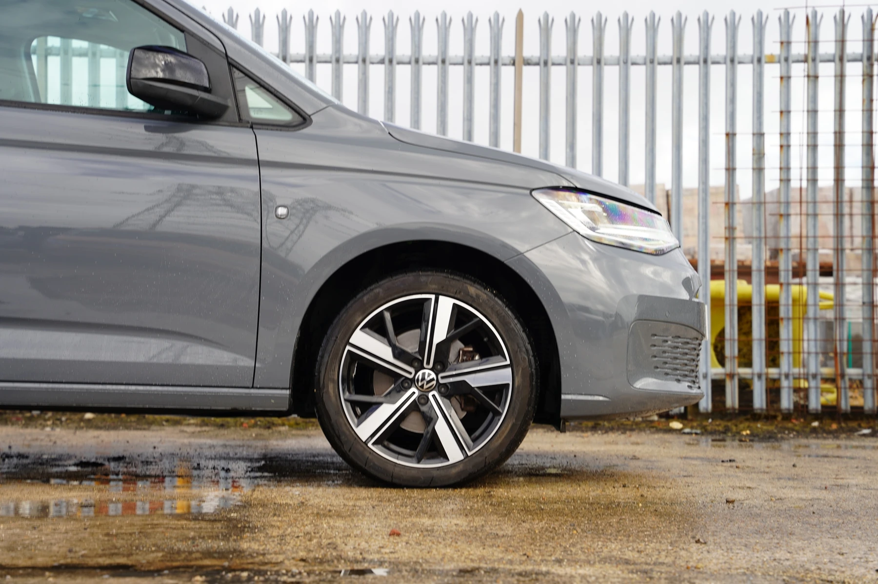 Volkswagen-Caddy-image-37