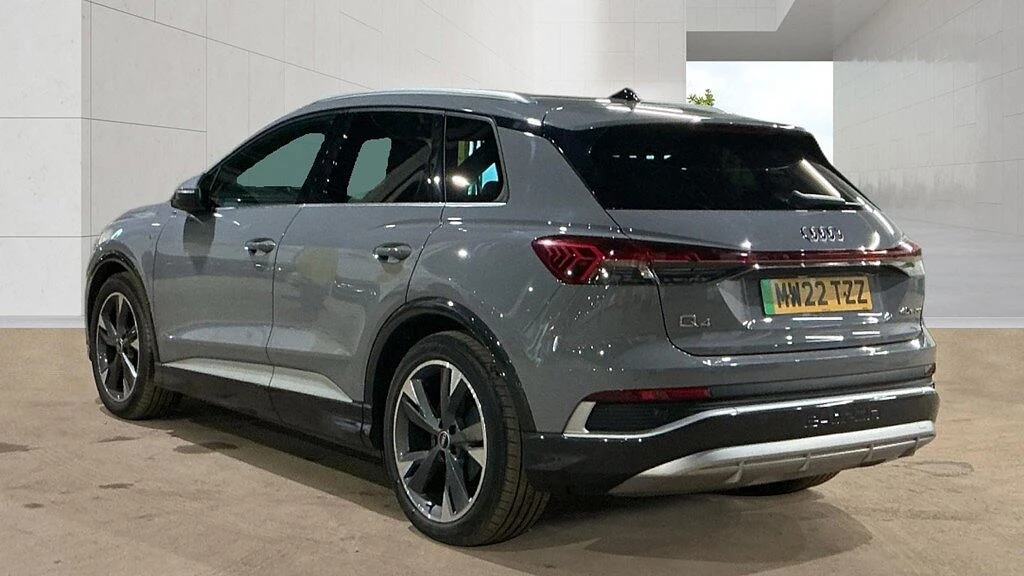 Audi-Q4 e-tron-image-1