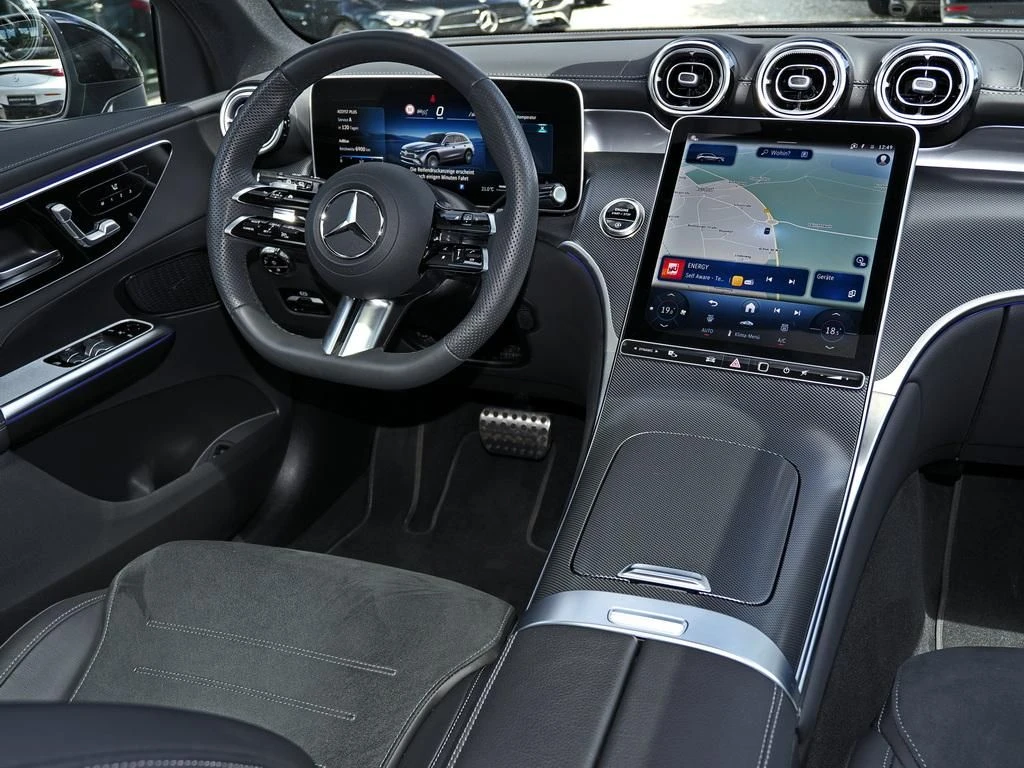Mercedes-Benz-GLC 220 d-image-9